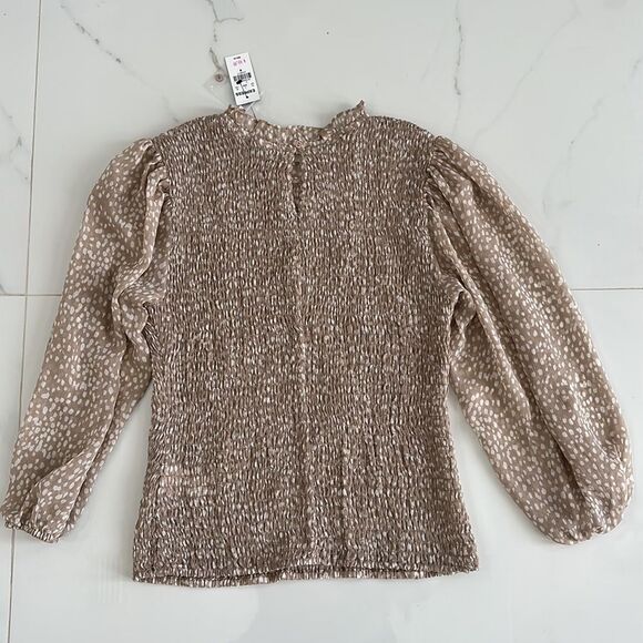 NWT Express Printed Smocked Ruffle Neck Puff Sheer Sleeves Top Sz M - Picture 10 of 12